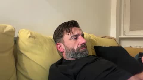 pas43 online show from November 27, 2025, 4:47 am