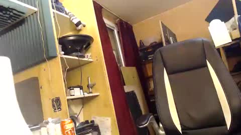 Snapshot of pascal88881 chatting on December 3, 2024, 10:06 am pascal88881 online show from December 3, 2024, 10:06 am