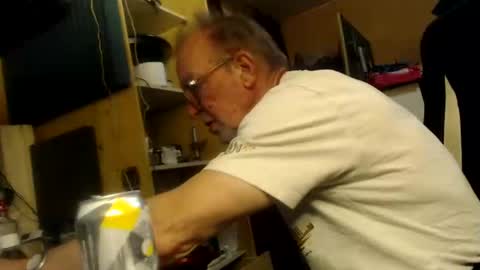 Snapshot of pascal88881 chatting on December 7, 2024, 10:56 am pascal88881 online show from December 7, 2024, 10:56 am