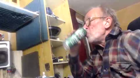 Snapshot of pascal88881 chatting on December 8, 2024, 11:08 pm pascal88881 online show from December 8, 2024, 11:08 pm