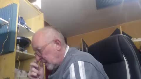 Snapshot of pascal88881 chatting on December 28, 2024, 8:48 am pascal88881 online show from December 28, 2024, 8:48 am