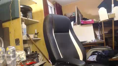 Snapshot of pascal88881 chatting on January 5, 2025, 12:10 pm pascal88881 online show from January 5, 2025, 12:10 pm