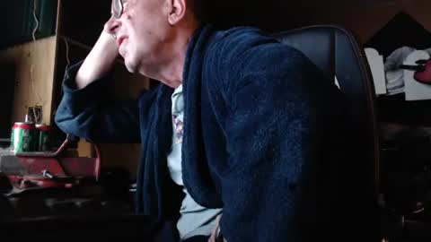 Snapshot of pascal88881 chatting on November 1, 2025, 9:11 am pascal88881 online show from November 1, 2025, 9:11 am