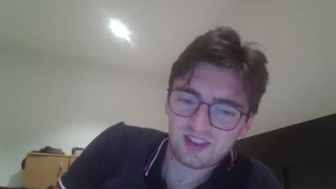 Snapshot of patat1996 chatting on October 18, 2025, 11:33 am patat1996 online show from October 18, 2025, 11:33 am