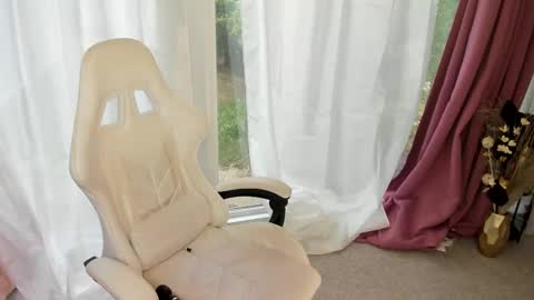 Patricia online show from October 27, 2025, 7:01 am