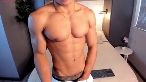 Snapshot of patrick_brown_ chatting on December 15, 2024, 12:06 pm Patrick Brown online show from December 15, 2024, 12:06 pm