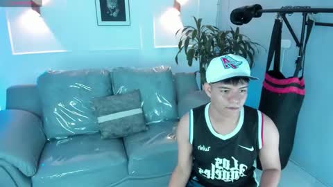 paul27__ online show from December 2, 2025, 3:12 am