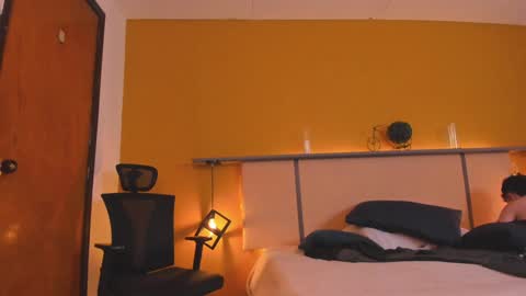 Snapshot of paul_evanss chatting on December 19, 2024, 5:29 pm Paul online show from December 19, 2024, 5:29 pm