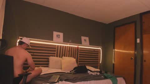 Snapshot of paul_evanss chatting on January 17, 2025, 2:28 pm Paul online show from January 17, 2025, 2:28 pm