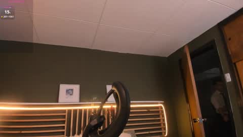 Snapshot of paul_evanss chatting on February 22, 2025, 12:08 pm Paul online show from February 22, 2025, 12:08 pm