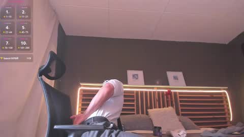 Snapshot of paul_evanss chatting on March 3, 2025, 3:31 pm Paul online show from March 3, 2025, 3:31 pm