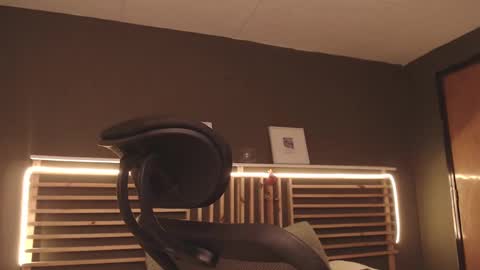 Snapshot of paul_evanss chatting on March 4, 2025, 12:22 pm Paul online show from March 4, 2025, 12:22 pm