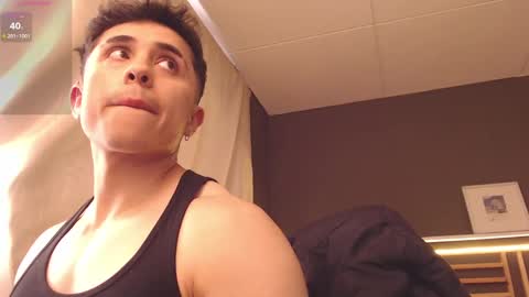 Snapshot of paul_evanss chatting on March 5, 2025, 3:51 pm Paul online show from March 5, 2025, 3:51 pm