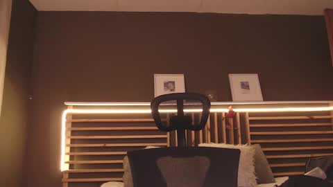 Snapshot of paul_evanss chatting on March 10, 2025, 12:15 pm Paul online show from March 10, 2025, 12:15 pm