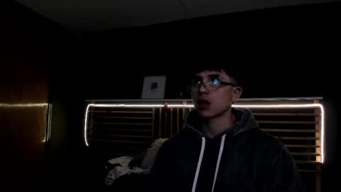 Snapshot of paul_evanss chatting on March 12, 2025, 12:26 pm Paul online show from March 12, 2025, 12:26 pm