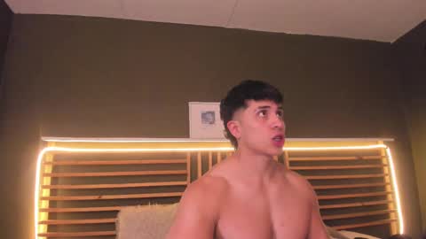 Snapshot of paul_evanss chatting on September 18, 2025, 1:24 pm Paul online show from September 18, 2025, 1:24 pm