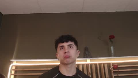 Snapshot of paul_evanss chatting on November 21, 2025, 1:32 pm Paul online show from November 21, 2025, 1:32 pm