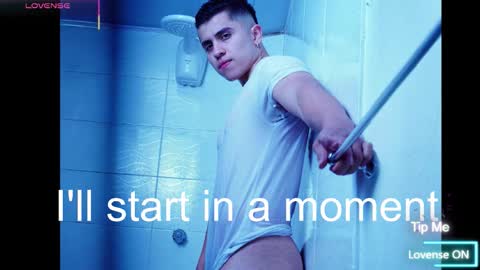 Snapshot of paul_evanss chatting on December 2, 2025, 1:05 pm Paul online show from December 2, 2025, 1:05 pm