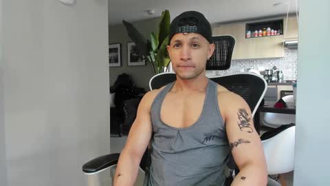 Snapshot of paul_reyborg chatting on September 29, 2025, 1:16 pm Paul online show from September 29, 2025, 1:16 pm
