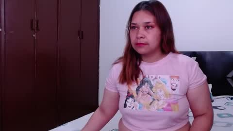 Snapshot of paula_anderson chatting on October 9, 2025, 8:29 pm PAULA online show from October 9, 2025, 8:29 pm