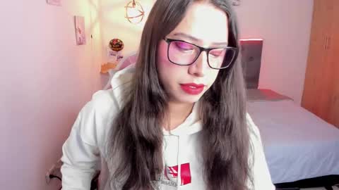 Snapshot of paula_kawaiifu chatting on November 14, 2025, 1:43 pm CALL ME PAULA online show from November 14, 2025, 1:43 pm