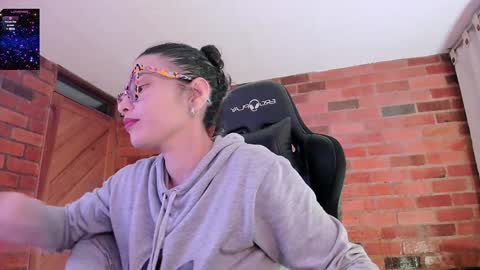 Paulina online show from December 25, 2024, 1:42 am