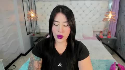 paulinabelen21 online show from September 16, 2025, 4:02 am