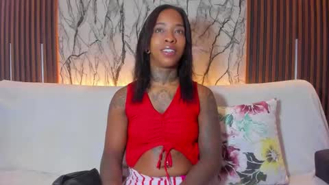 Snapshot of pauline_fox chatting on November 3, 2025, 10:21 pm Pauline online show from November 3, 2025, 10:21 pm