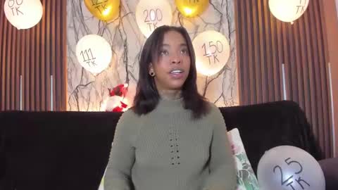 Snapshot of pauline_fox chatting on November 16, 2025, 3:23 am Pauline online show from November 16, 2025, 3:23 am