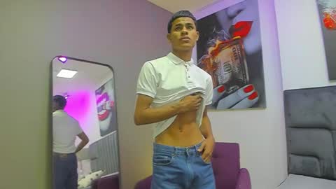 Snapshot of paull_cassidy chatting on October 2, 2025, 7:43 pm Paull Cassidy online show from October 2, 2025, 7:43 pm