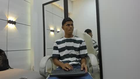 Snapshot of paull_cassidy chatting on November 6, 2025, 3:13 pm Paull Cassidy online show from November 6, 2025, 3:13 pm