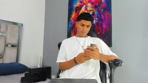 Snapshot of paull_cassidy chatting on November 7, 2025, 7:36 pm Paull Cassidy online show from November 7, 2025, 7:36 pm