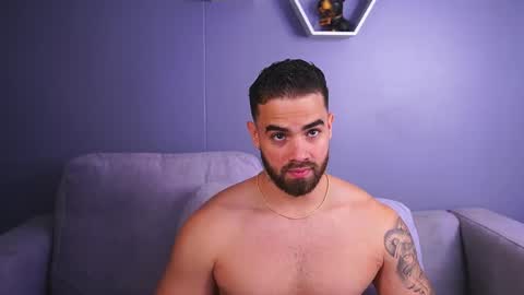 Paul Phoenix online show from November 24, 2025, 7:46 pm