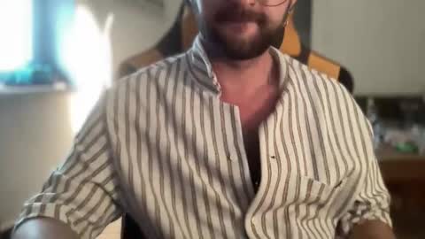 love bush online show from September 23, 2025, 7:55 am