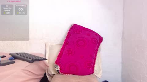 Snapshot of paulsprominence_25 chatting on October 25, 2025, 2:02 pm Paul Roman online show from October 25, 2025, 2:02 pm