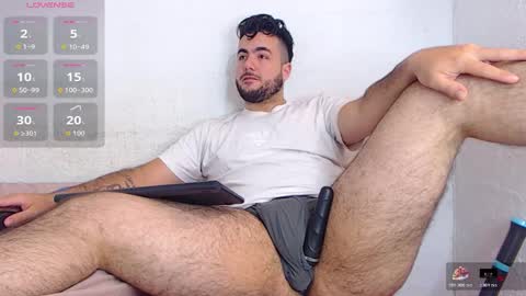 Snapshot of paulsprominence_25 chatting on November 5, 2025, 2:06 pm Paul Roman online show from November 5, 2025, 2:06 pm