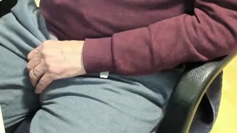 Snapshot of paultje7171 chatting on February 14, 2025, 6:19 pm Paul online show from February 14, 2025, 6:19 pm