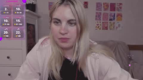 Snapshot of pawwsup1 chatting on December 17, 2024, 7:48 pm Allisses online show from December 17, 2024, 7:48 pm