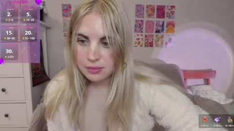 Snapshot of pawwsup1 chatting on January 12, 2025, 12:01 pm Allisses online show from January 12, 2025, 12:01 pm