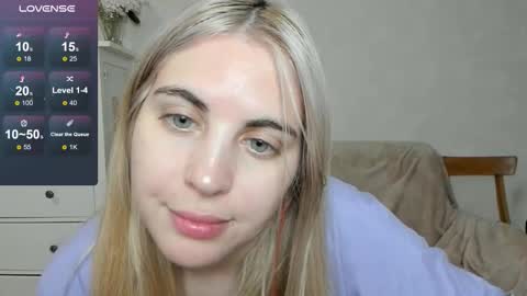 Snapshot of pawwsup1 chatting on October 25, 2025, 9:50 am Allisses online show from October 25, 2025, 9:50 am