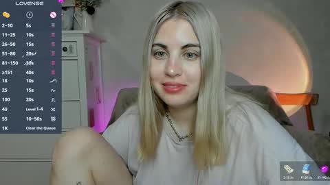 Snapshot of pawwsup1 chatting on November 29, 2025, 7:22 am Allisses online show from November 29, 2025, 7:22 am