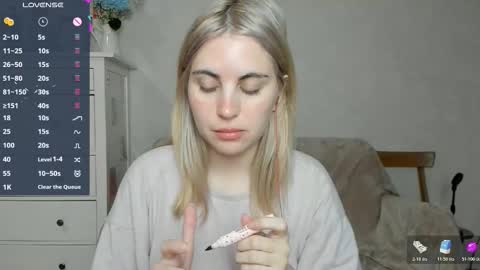 Snapshot of pawwsup1 chatting on November 30, 2025, 8:07 am Allisses online show from November 30, 2025, 8:07 am