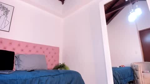 Snapshot of paytonferrara_ chatting on November 12, 2025, 4:24 am PaytonFerrara online show from November 12, 2025, 4:24 am