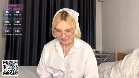 Snapshot of paztumminello chatting on November 7, 2025, 5:57 pm Lola online show from November 7, 2025, 5:57 pm