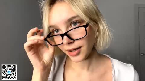 Snapshot of paztumminello chatting on November 19, 2025, 2:50 pm Lola online show from November 19, 2025, 2:50 pm