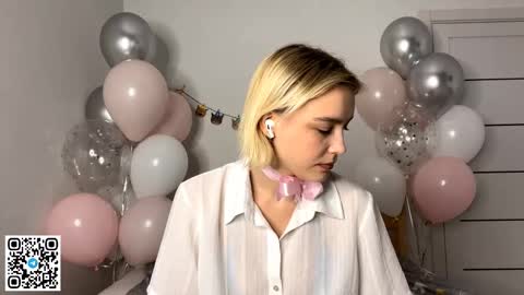 Snapshot of paztumminello chatting on November 20, 2025, 3:45 pm Lola online show from November 20, 2025, 3:45 pm