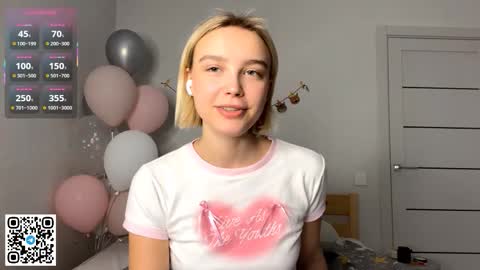 Snapshot of paztumminello chatting on November 23, 2025, 3:12 pm Lola online show from November 23, 2025, 3:12 pm