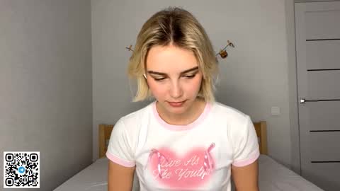 Snapshot of paztumminello chatting on December 4, 2025, 3:32 pm Lola online show from December 4, 2025, 3:32 pm