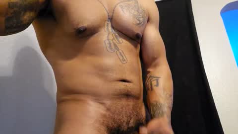 Snapshot of pcuddy3 chatting on February 21, 2025, 5:42 pm Phenomenal online show from February 21, 2025, 5:42 pm