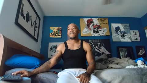 Snapshot of pcuddy3 chatting on November 7, 2025, 5:13 pm Phenomenal online show from November 7, 2025, 5:13 pm